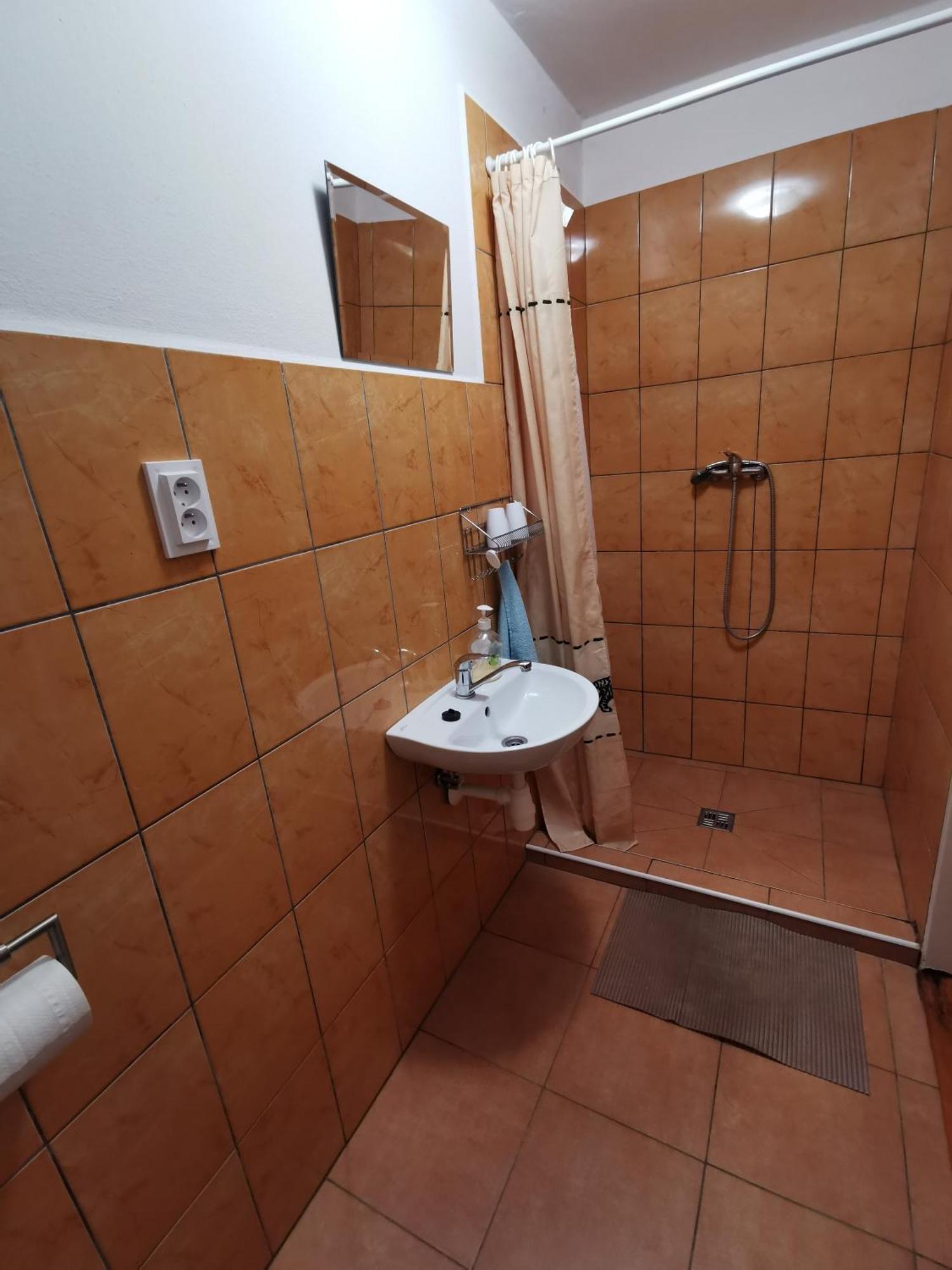 Rožňava Penzion Bernath מראה חיצוני תמונה
