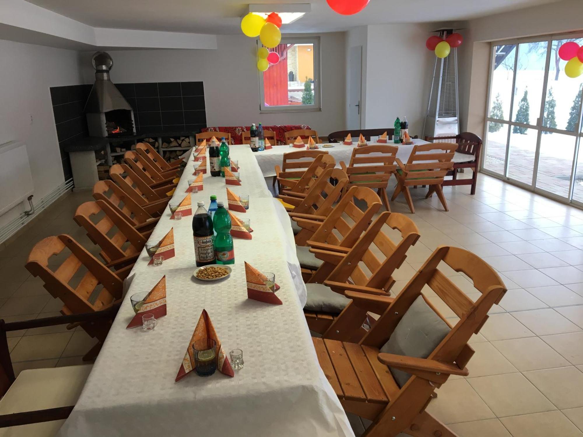 Rožňava Penzion Bernath מראה חיצוני תמונה